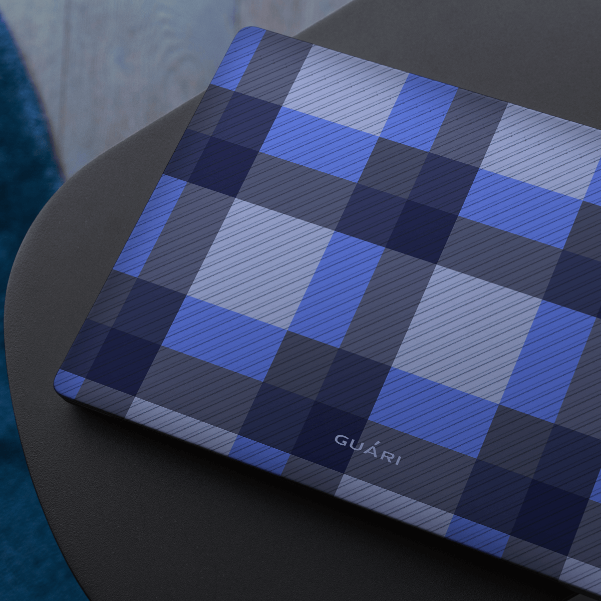 RETRO MIRAGE MACBOOK CASE