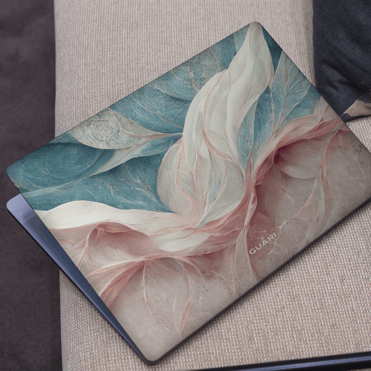 WATER HEARTBEAT MACBOOK CASE