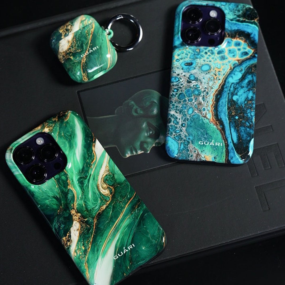 EMERALD SERENADE AIRPODS CASE