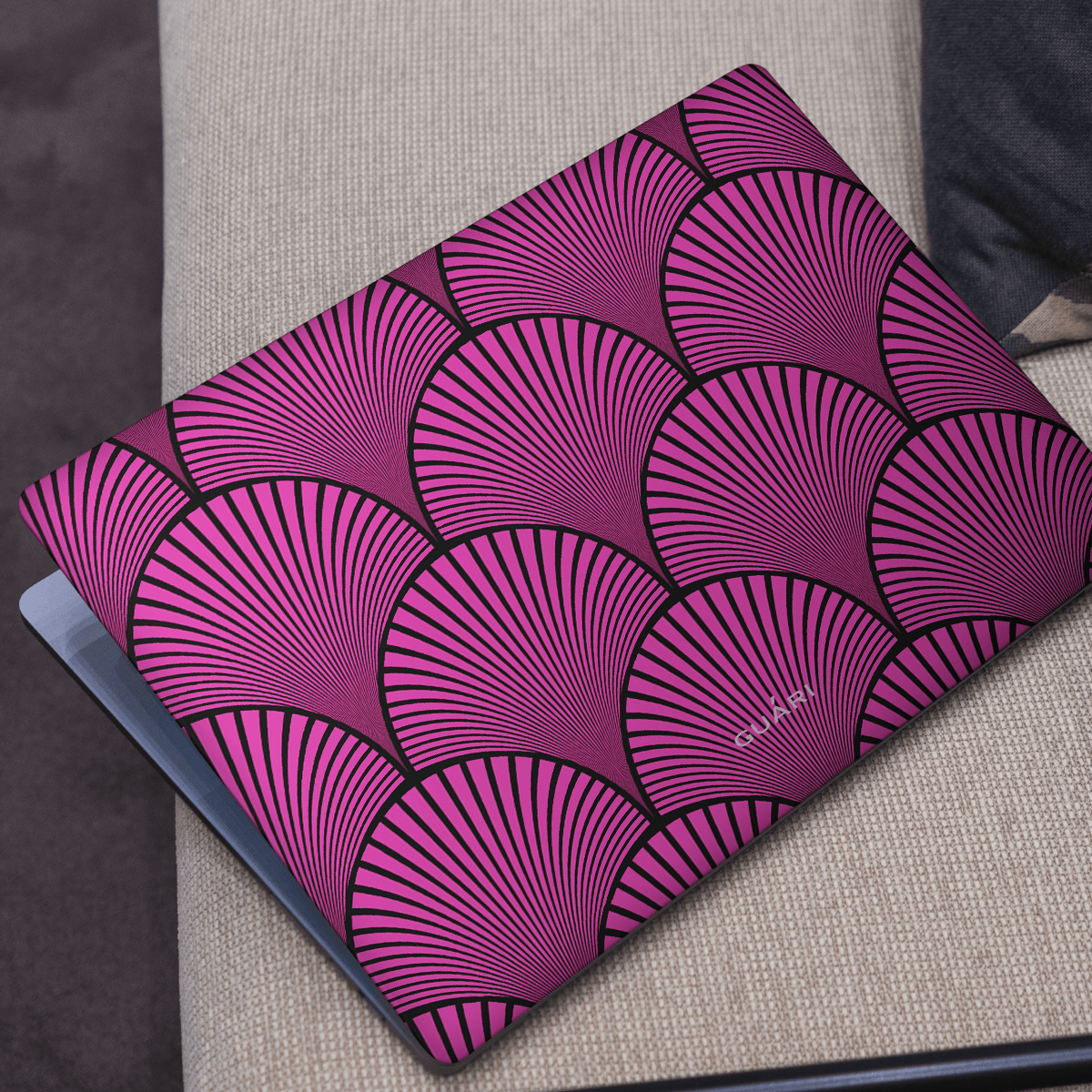 KABUKI GLAMOUR MACBOOK CASE